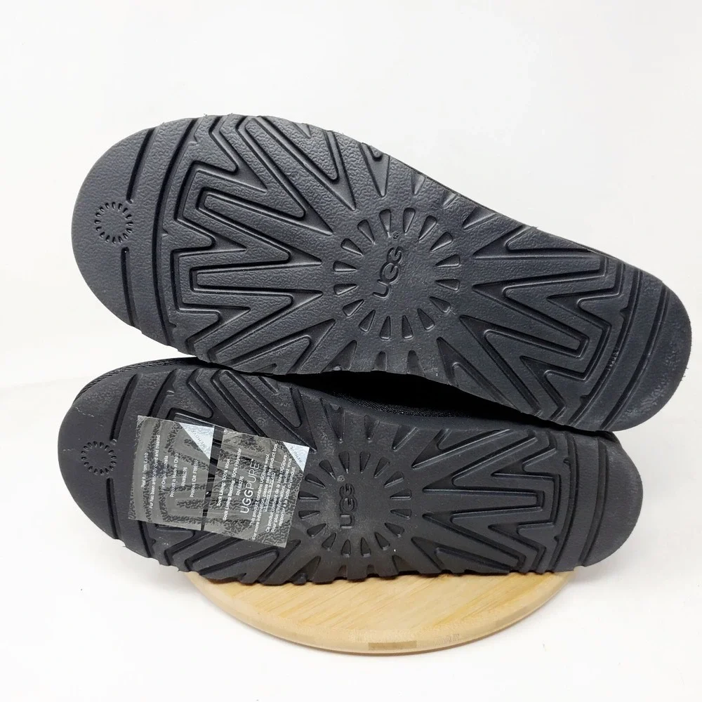 UGG Classic Mini II Boots Womens 9 Black Suede Shearling‎ Lined Shoes